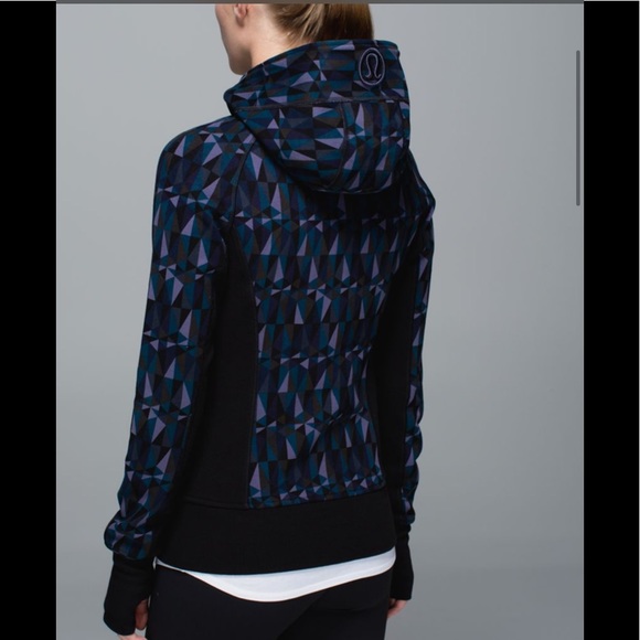 💕LULULEMON SCUBA HOODIE/JACKET-STAINED GLASS-8💕 - Picture 2 of 13